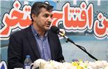 تبدیل زمین‌های خاکی تبریز به چمن مصنوعی