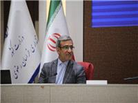 بايد ميدان را به کساني بسپاريم که به انجام کار ايمان دارند