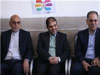 هر روز بايد روز معلم باشد