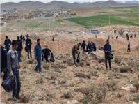 همگان براي پاک‌سازي زمين از هر نوع آلودگي تلاش و کنند
