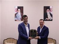 استفان فوکس: دختران ایران در موی تای جلوتر از پسران هستند