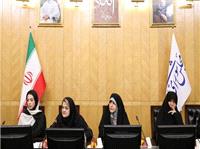 قیصری: رفع مشکلات و گسترش فعالیت اقتصادی زنان در دستور کار مجلس/ علیزاده: بانوان در حوزه تجاری و بازرگانی موفق عمل کرده‌اند