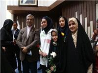 ديدار دختر نوجوان با استاندار خراسان رضوي