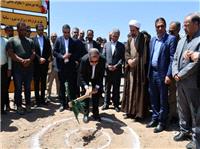 آيين کلنگ‌زني نخستين نيروگاه خورشيدي 10 مگاواتي زيرکوه برگزار شد