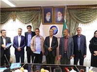 تجليل از مديران، کارشناسان کنترل کيفيت و آبداران نمونه شرکت آبفاي آذربايجان شرقي به‌پاس ارتقاء سلامت آب روستاها