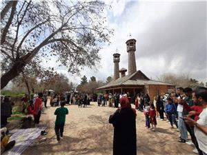 استقبال گردشگران از تورگشت رايگان نيم روزه نيشابور گردي