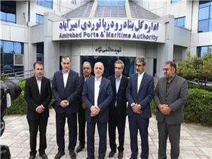 بازديد وزير دادگستري از بندر اميرآباد