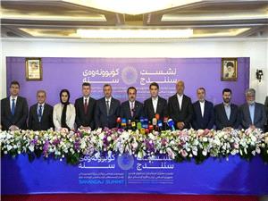 استاندار کرمانشاه : از ديدار استانداران هم‌مرز ايران و اقليم کردستان با رئيس‌جمهور خبرداد.