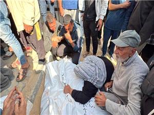 غزه: از سپیده دم امروز ده‌ها نفر کشته و زخمی شده‌اند