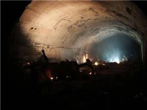 وزارت خارجه سوریه: جنگنده های اسراییل فرودگاه نظامی حماه را نابود کردند