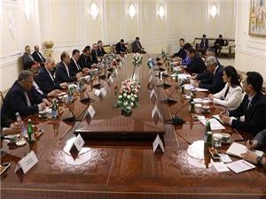 حاجي بابايي: ايران آمادگي دارد تا سطح تعاملات اقتصادي خود با ازبکستان را تا 5 ميليارد دلار افزايش دهد/ اسماعيل اف: امروز همکاري‌هاي ميان دو کشور در زمينه‌هاي اقتصادي، بازرگاني، حمل و نقل کالا و همکاري‌هاي بخش خصوصي در حال گسترش است