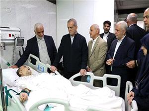 پزشکيان به عيادت مجتبي رحماندوست رفت