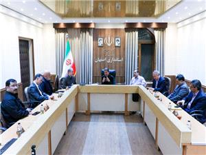بررسي آثار چالش‌هاي آبي بر شاخص‌هاي اجتماعي در استان اصفهان