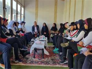 فریبا محمدیان: به رفع نیازهای کماندارن کمک می کنیم