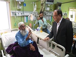 عيادت استاندار از امام جمعه گاليکش