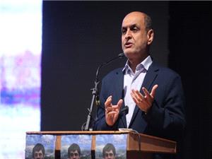 مردمي بودن؛ راز ماندگاري کاپيتان قايقران