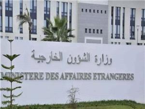 الجزاير 12 ديپلمات فرانسوي را عنصر نامطلوب خواند
