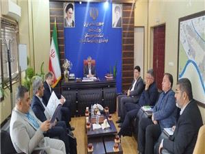 نشست بررسي حضور سرمايه گذاران بخش خصوصي در بنادر آبادان برگزار شد