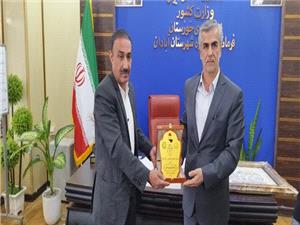 فرماندار ويژه آبادان با هيأت ورزشي بصره ديدار کرد