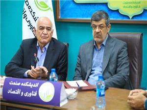 بهره‌گيري از ايده‌هاي صاحب نظران اقدامي اثرگذار در مسير پيشرفت استان