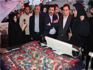 روستاها با بازگشت به هويت اصيل خود، مي‌توانند کانون اميد و پيشرفت باشند