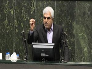 مالیات‌های ناعادلانه بسیاری از تولیدکنندگان و اصناف را به زانو در آورده است/ خشک شدن دریاچه ارومیه زندگی جان 14 میلیون انسان را تهدید می‌کند