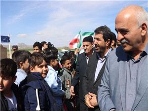 عمليات ساخت مدرسه در روستاي کهارد با حضور استاندار همدان آغاز شد