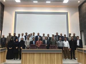 با پشتوانه مردم کارها را به پيش مي بريم