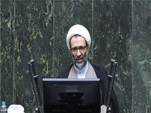 دولت با تغییر تعرفه‌ واردات خودرو باعث آشفتگی در بازار شده است