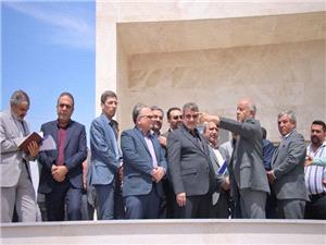 بازديد استاندار از نيروگاه خورشيدي 6.1 مگا واتي منطقه ويژه اقتصادي سمنان