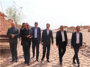 لزوم تسريع در اتمام پروژه‌هاي گردشگري آذربايجان شرقي