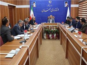 توسعه متوازن صنعت و کشاورزي اولويت مهم استان است