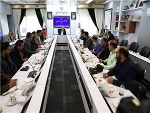 اتاق کار مديران حوزه اقتصادي، همچون يک قرارگاه شبانه‌روزي باشد