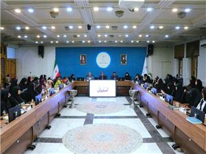 اصفهان هوشمند نيازمند دختران هوشمند است