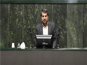 طرح بهبود معيشت کارگران با توجه به فاصله عميق مزد و معيشت کارگران در دستور کار قرار گيرد