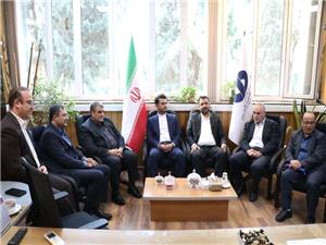 بازديد استاندار سمنان از شرکت آزمايشگاه فني مکانيک و خاک ايران