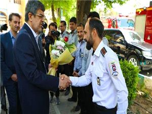 تقديراستانداريزد از آتش‌نشانان يزدي حاضر درعمليات اطفاء حريق بندرشهيدرجايي