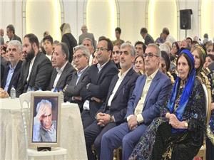 همايش بزرگداشت محمد بهمن‌بيگي با حضور استاندار برگزار شد