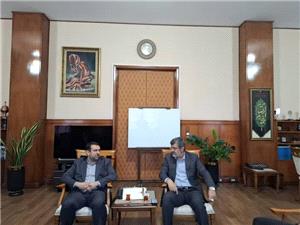 پيگيري مسائل بانکي استان در ديدار استاندار يزد با مديرعامل بانک ملي ايران