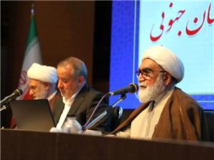 جمهوري اسلامي ايران هرگز در برابر استکبار و ظلم سر خم نخواهد کرد