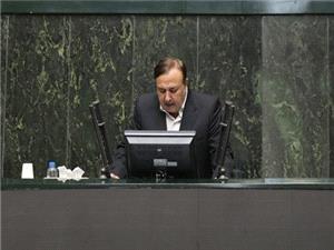 نحوه نمایش مراسم جشن قهرمانی باشگاه تراکتور از رسانه ملی جلوه‌ای از بدسلیقگی بود
