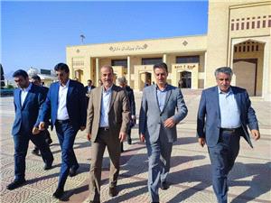 معاون وزير راه و شهرسازي براي بازديد از پروژه‌هاي بازآفريني وارد يزد شد