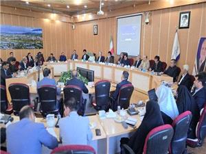 بحران‌هاي چندگانه استان بايد هوشمندانه مديريت‌ شوند