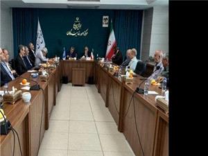 نشست مجمع نمايندگان ادوار استان همدان با حضور وزير دادگستري/ رحيمي: اگر نحوه حکومت‌داري خود را تغيير ندهيم نمي‌توان بر مشکلات فائق آمد