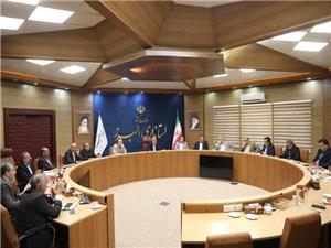 فرمانداران مسئول پيگيري مستمر مشکلات در ميدان هستند