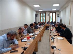 اطمينان‌بخش بودن ذخاير کالاهاي اساسي در استان و عدم وجود هرگونه مشکلي