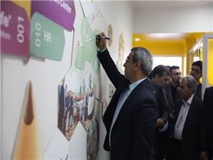 بازديد استاندار از پرديس رضوي پارک فاوا و شرکت گرين وب