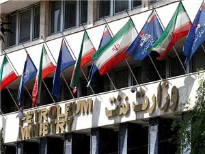 بیماری وزیر نفت کذب محض است