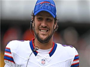 Bills` quarterback Allen agrees record £255m contract extension