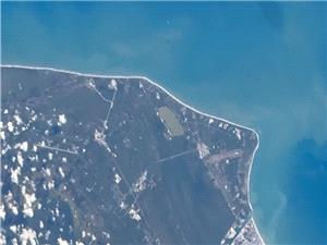 SpaceX Fram2 astronauts see their Florida launch site from space as historic pole-orbiting mission nears its end (video)